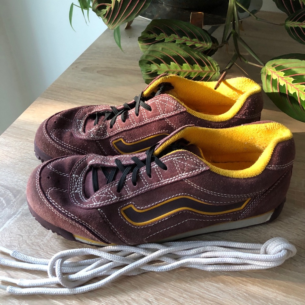 Rare! Vintage 90s Ladies 8.5 Vans Old Skool Burgundy & Gold Suede Sneakers Shoes